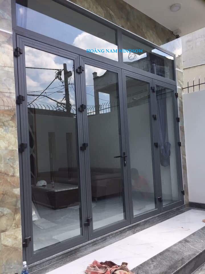 Thi công lắp đặt cửa kính cường lực tại GIA LAI